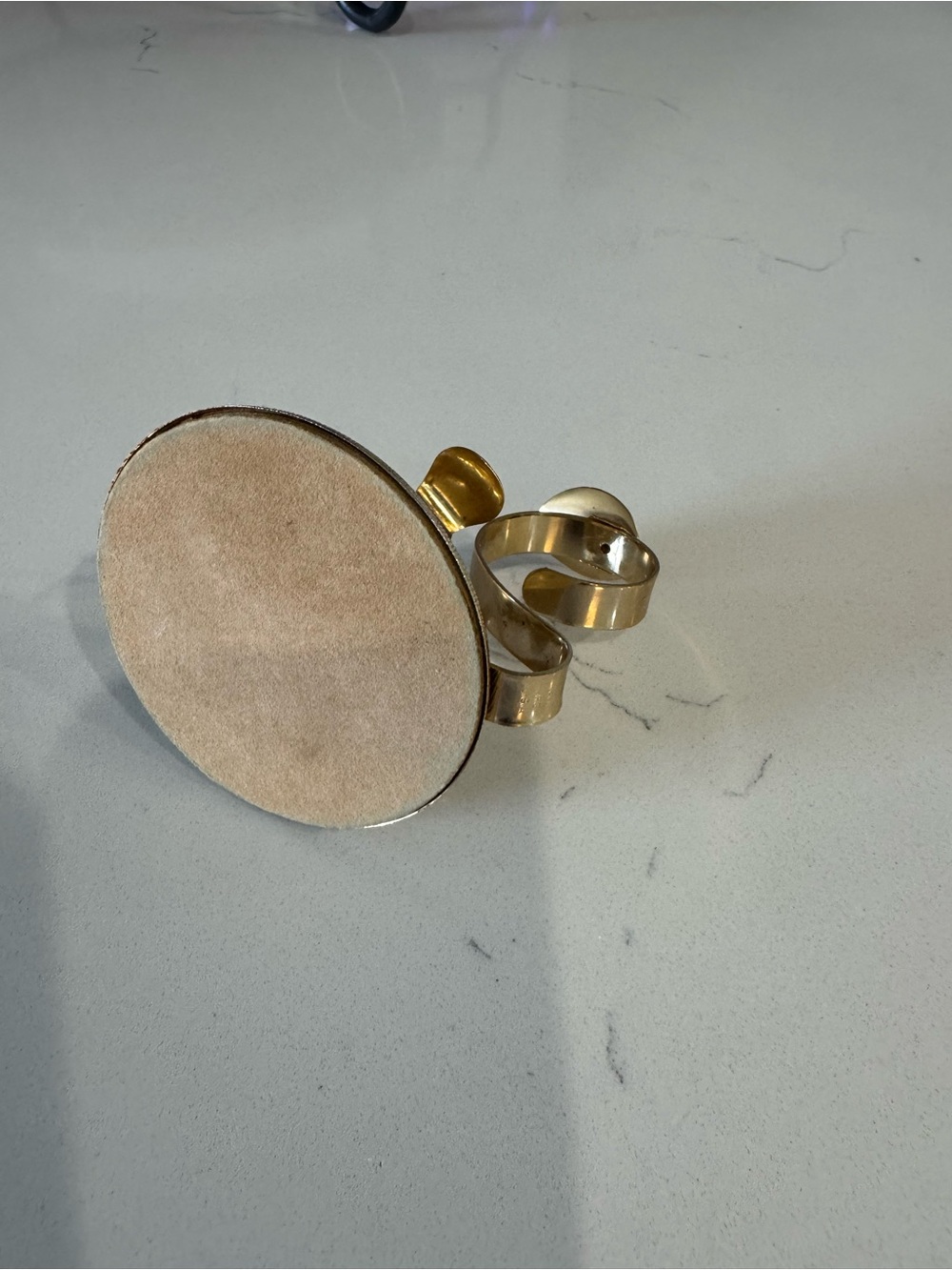 Vintage Avon Brass Lotus Flower Nail Polish Holder Vanity Accessory Mid-Century - Picture 5 of 6